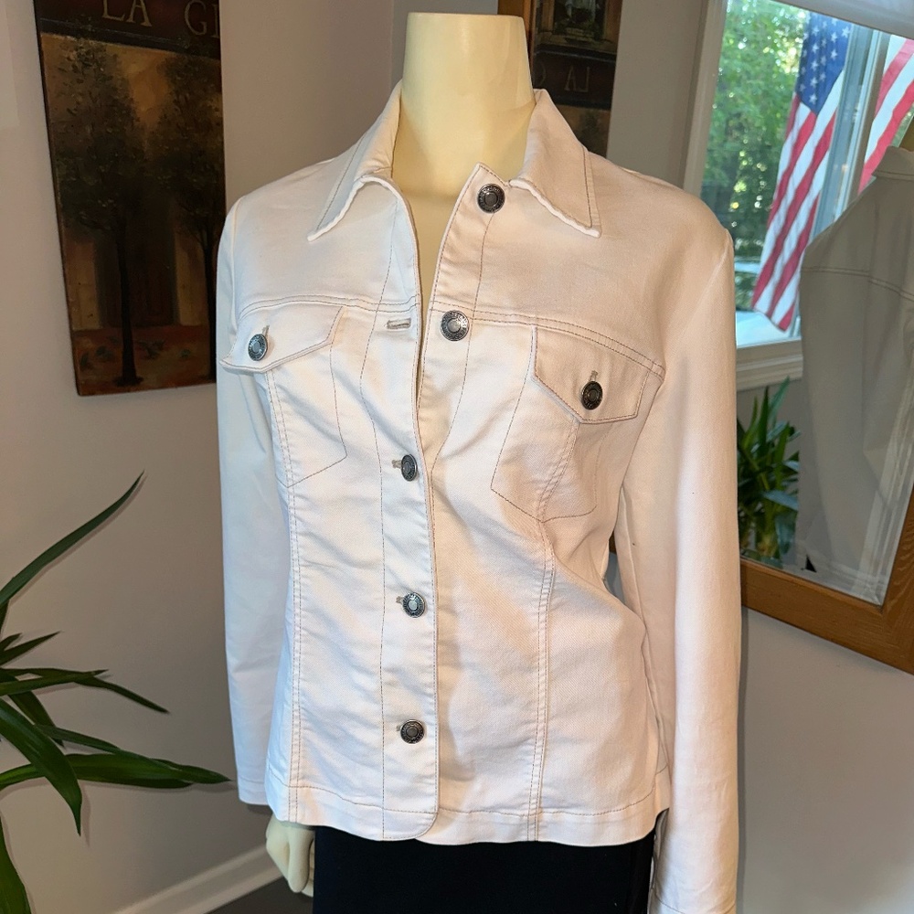 Pendleton Women's White Denim Jacket ~ Medium - image 1